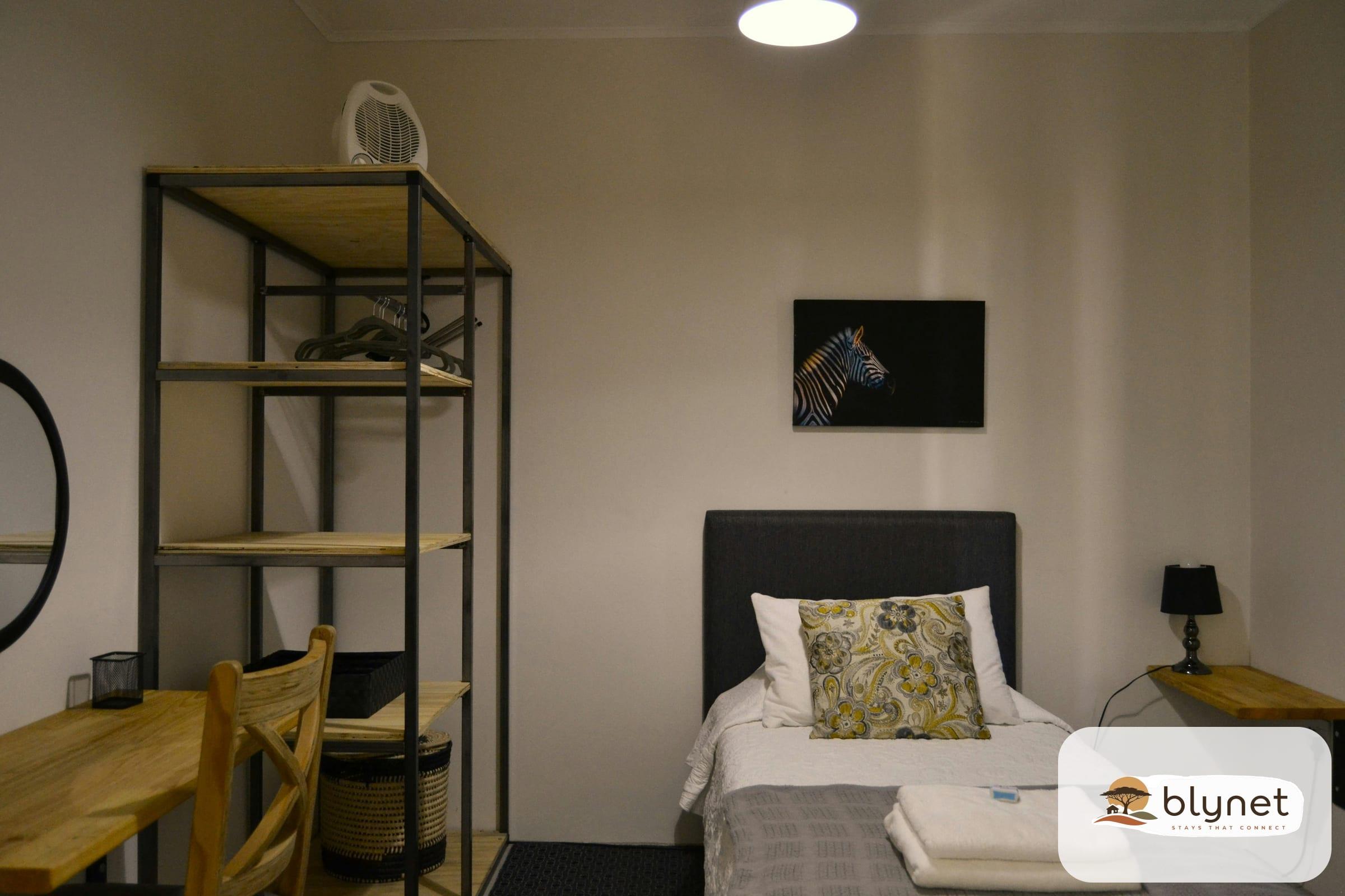 Zebra Cottage thumbnail 12