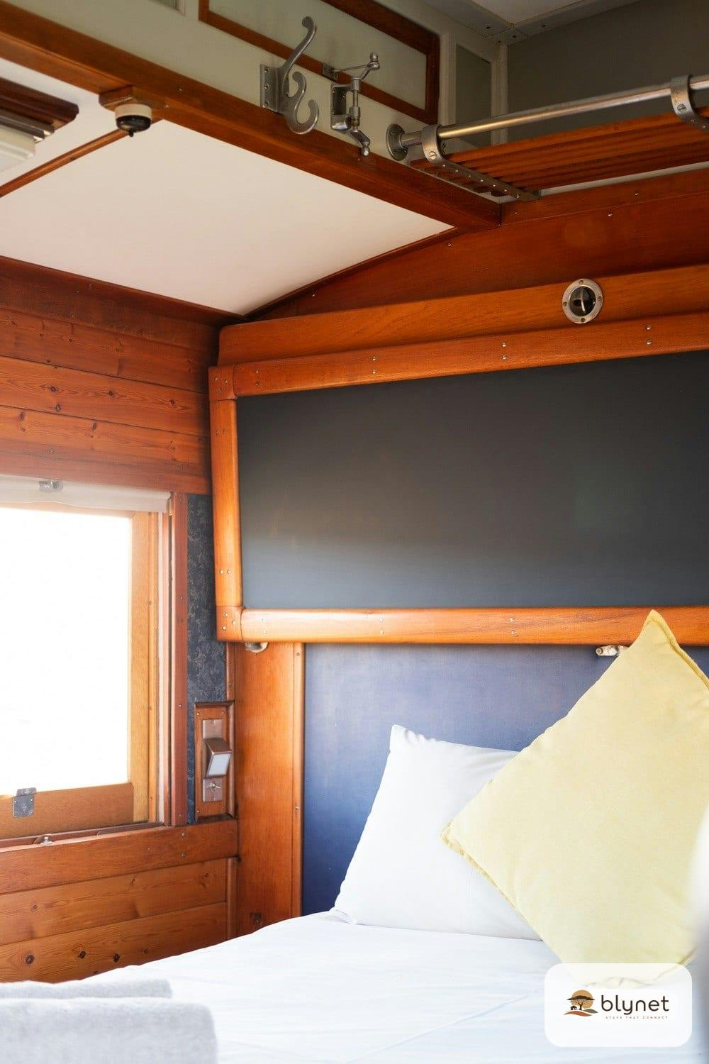The Red Caboose Train Carriage thumbnail 36
