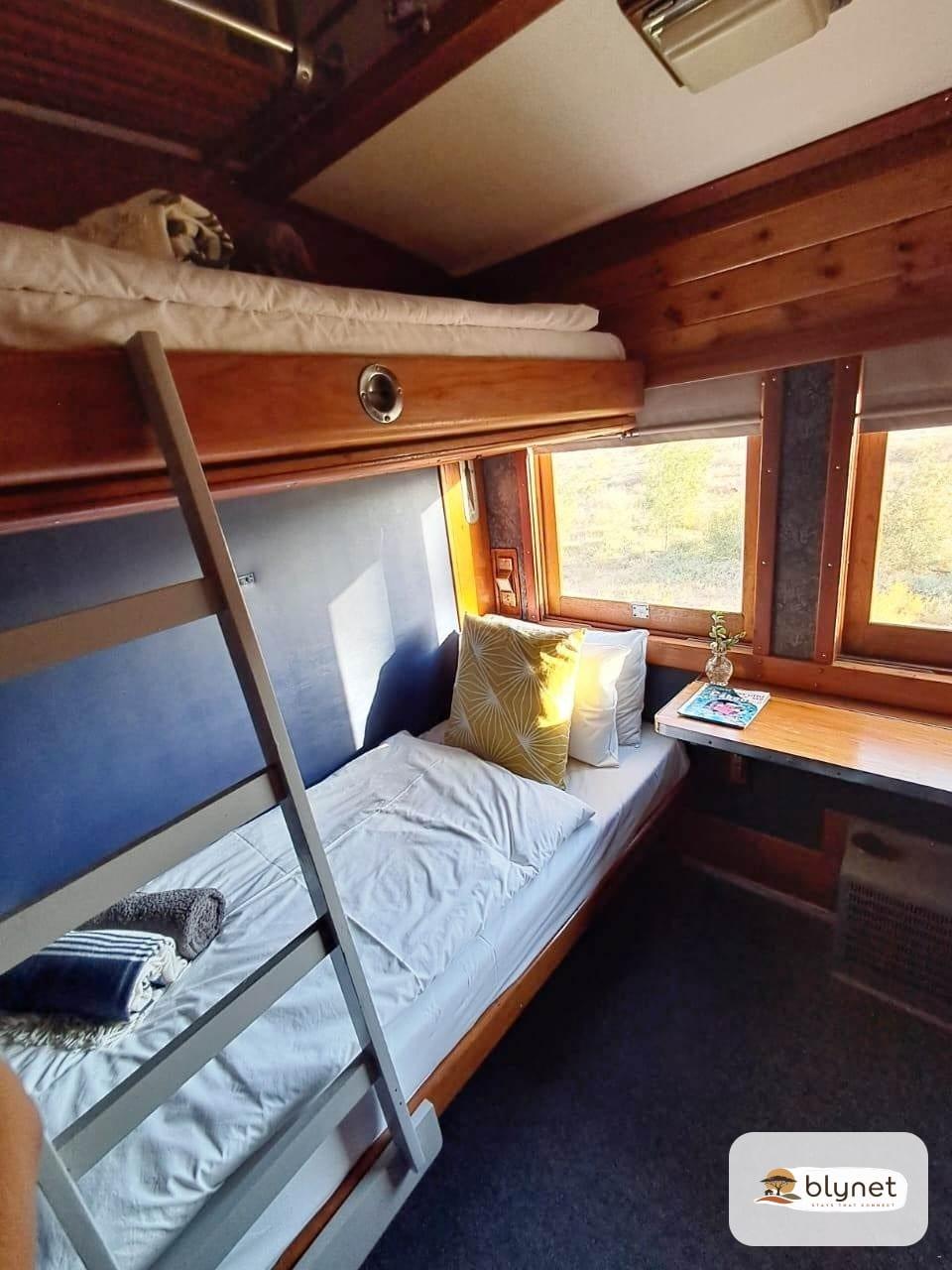 The Red Caboose Train Carriage thumbnail 6