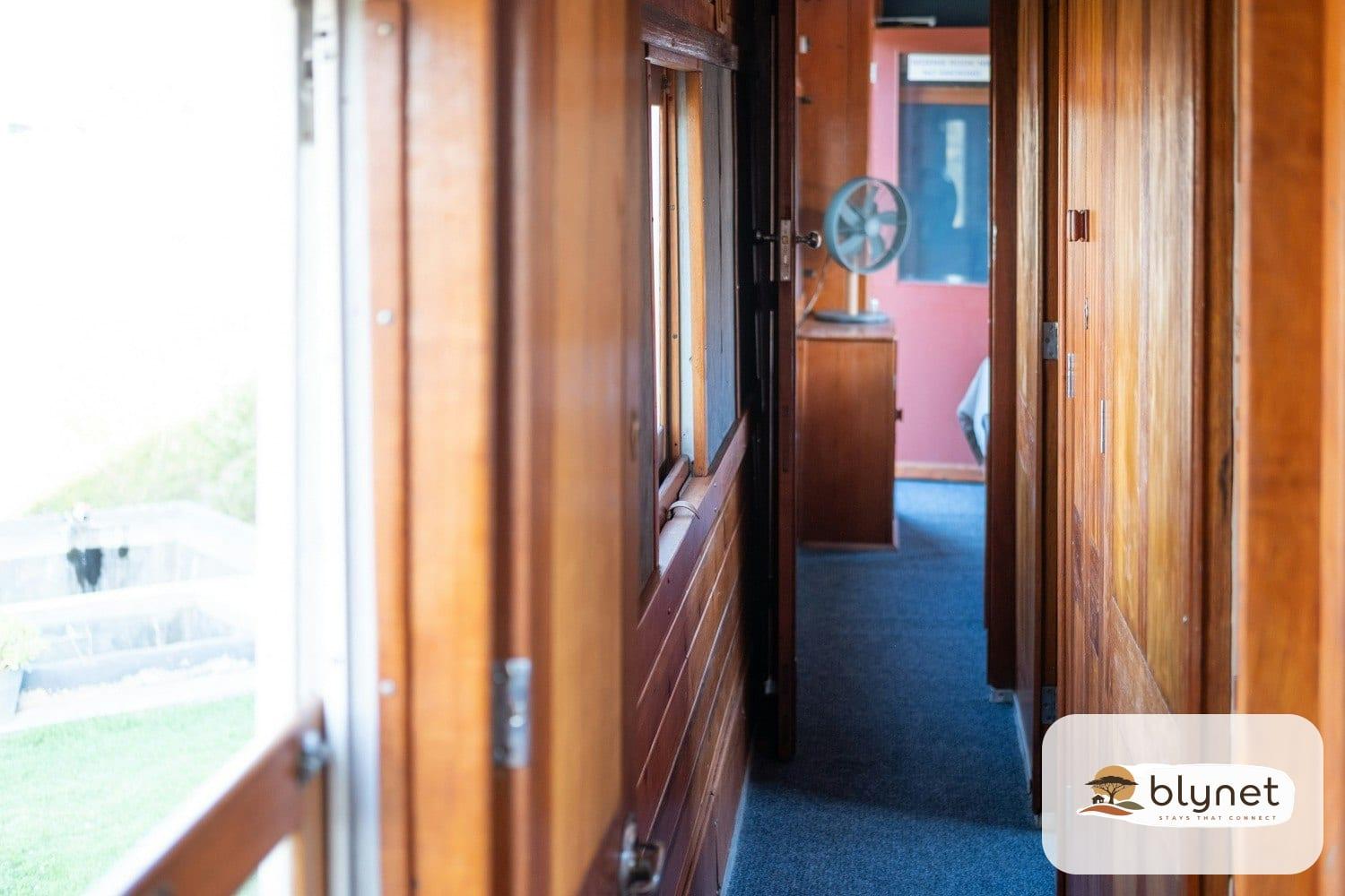 The Red Caboose Train Carriage thumbnail 38