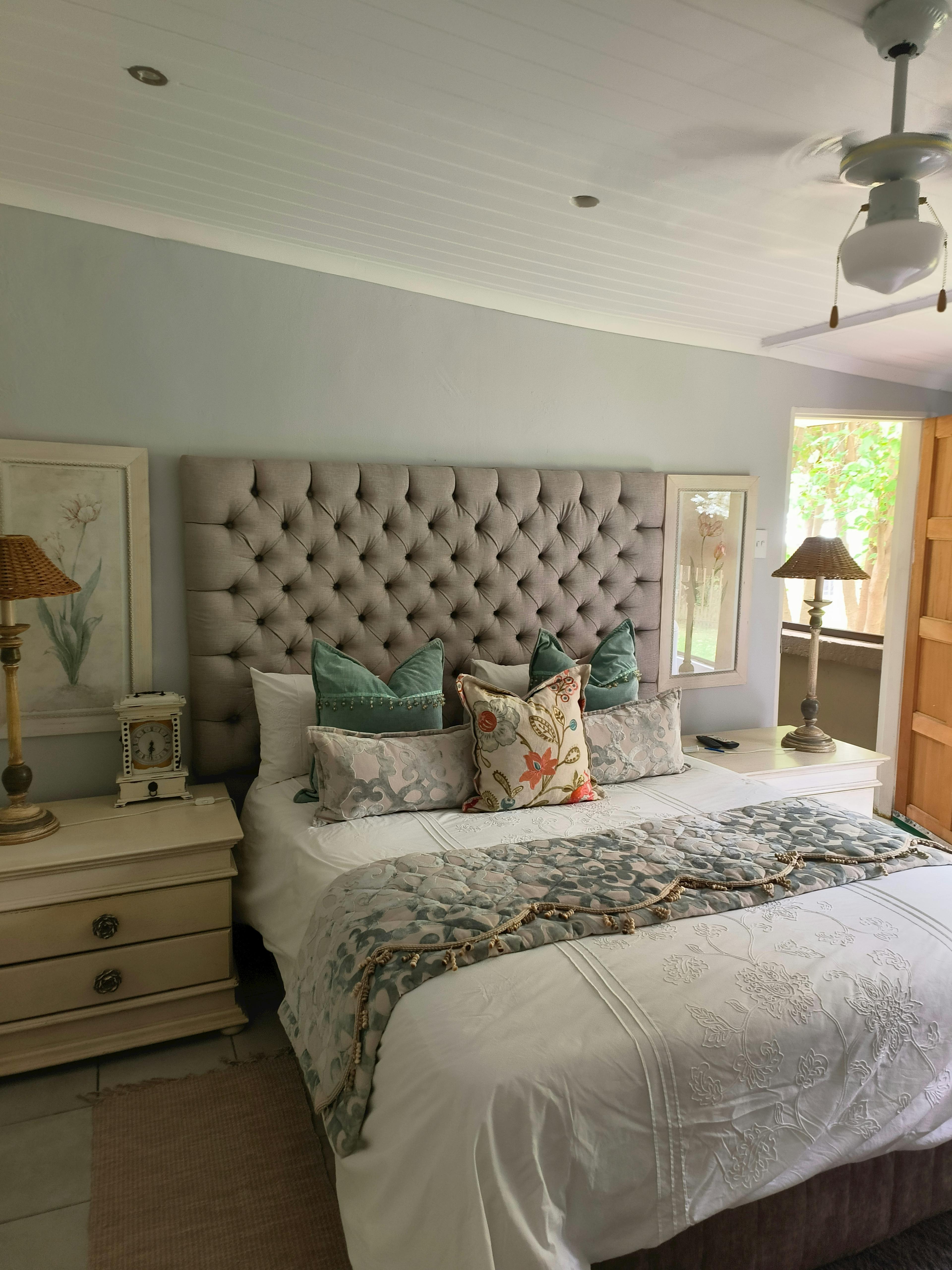 The Cottage thumbnail 6