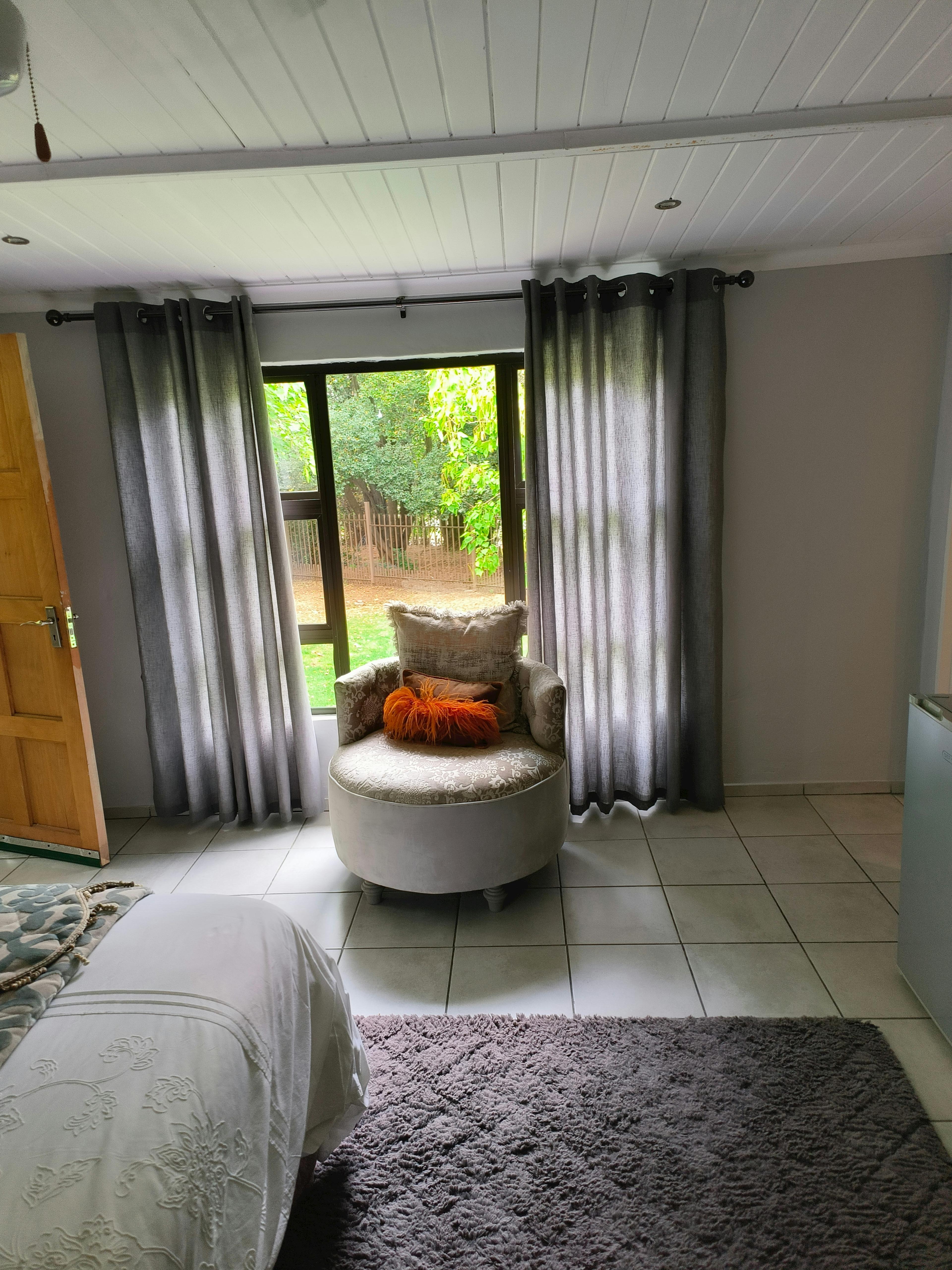 The Cottage thumbnail 5