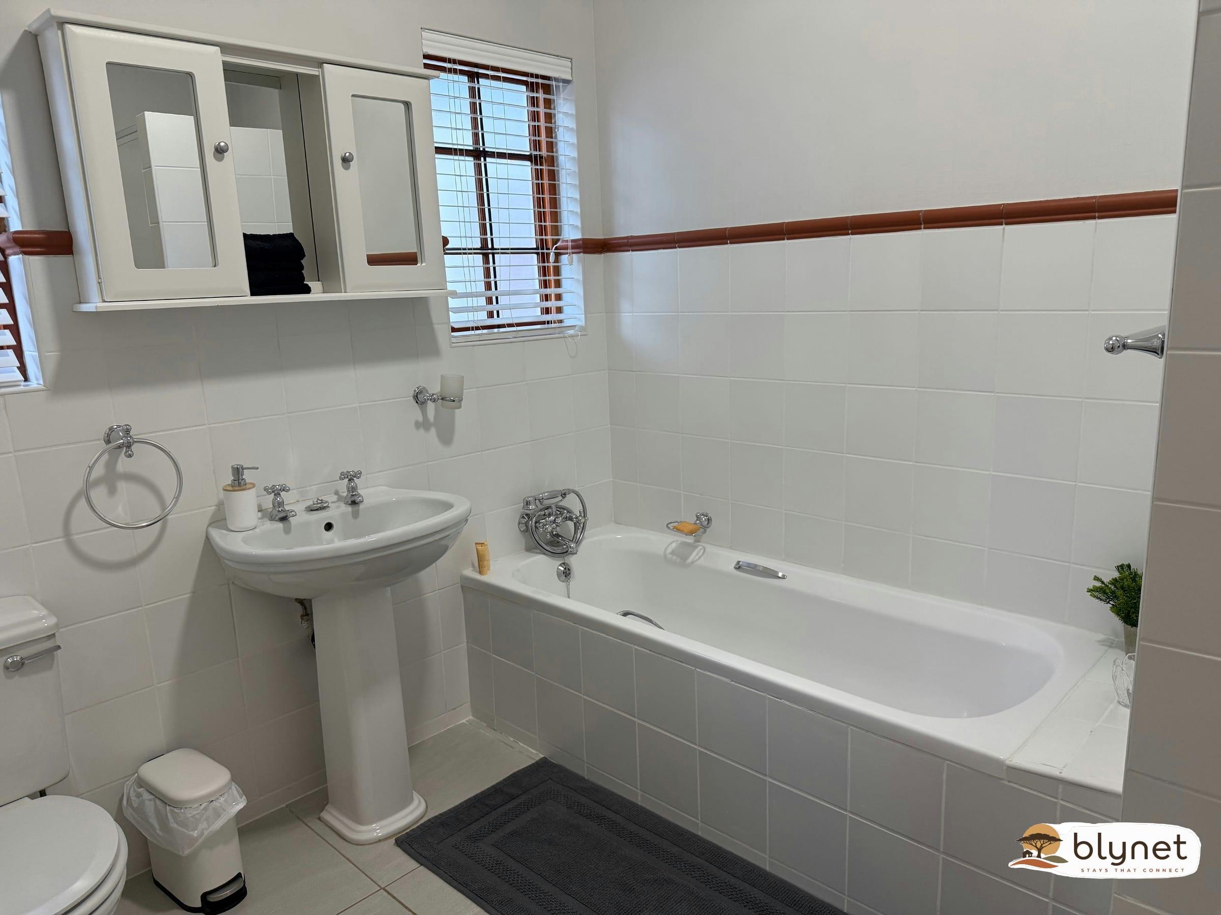 Panoramic @ Gino's thumbnail 39