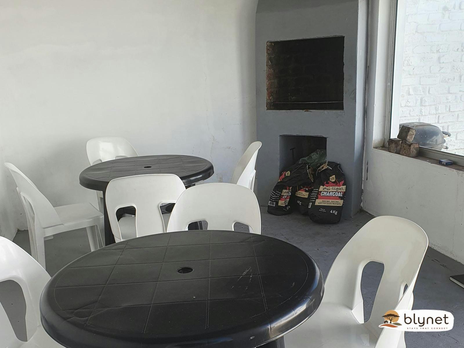 Beachfront Inn thumbnail 10