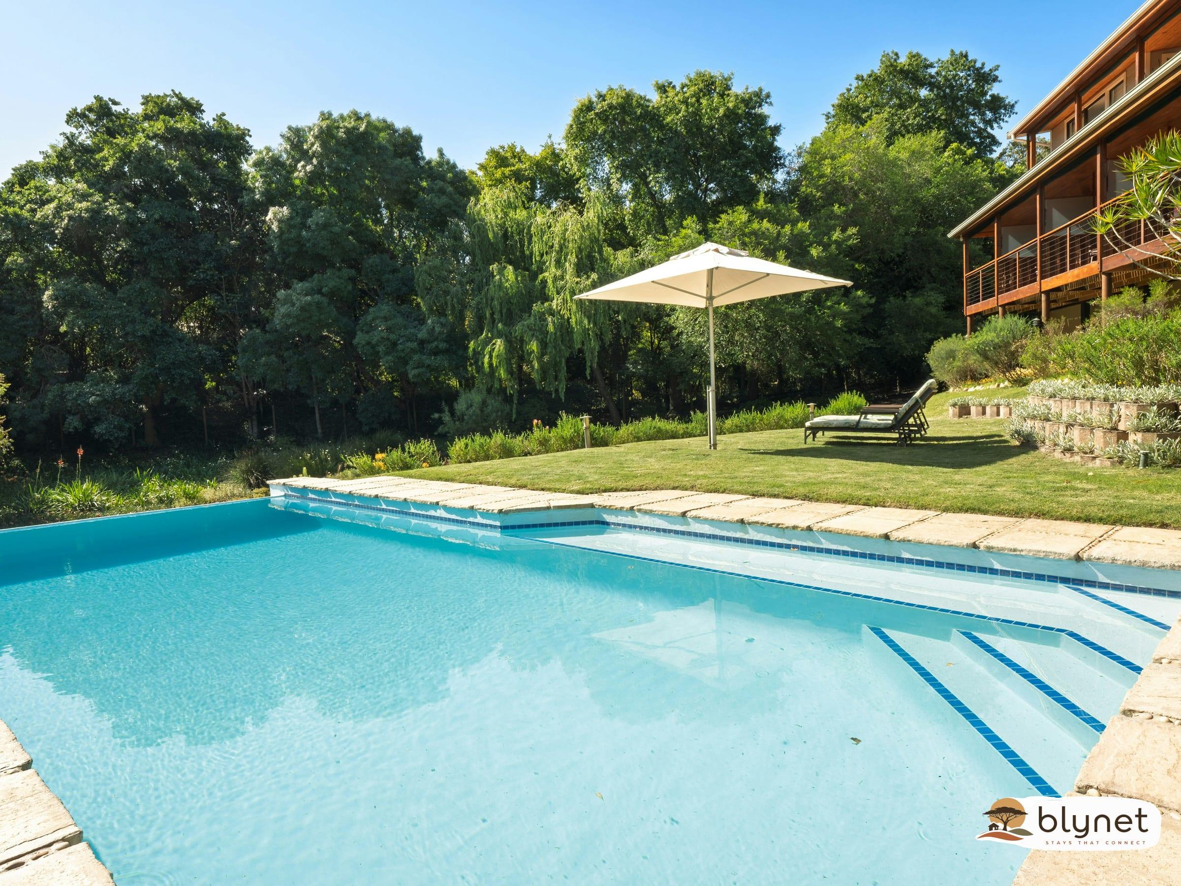 Pumula Lodge 4 Star Guesthouse Knysna thumbnail 17