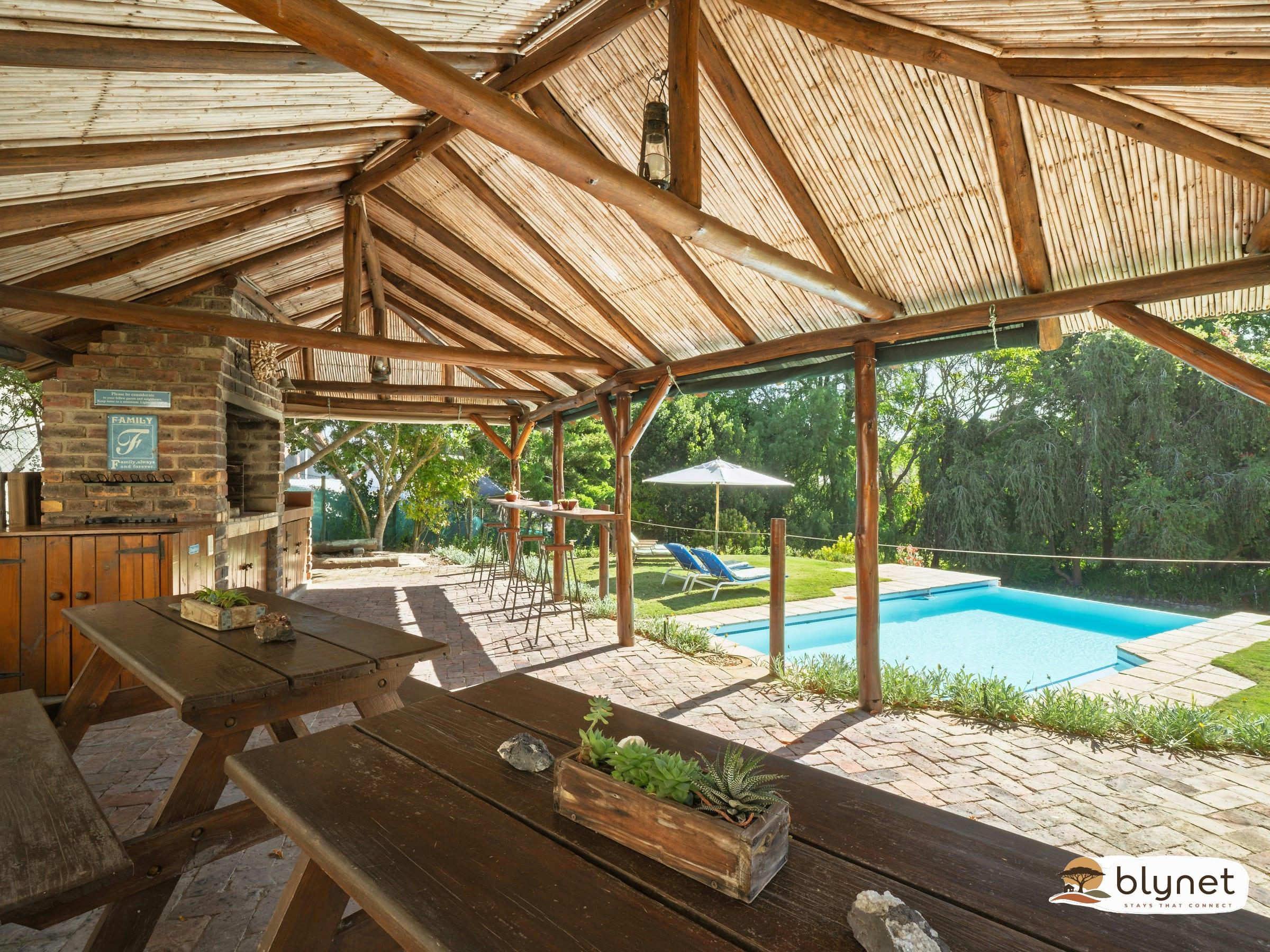 Pumula Lodge 4 Star Guesthouse Knysna thumbnail 2