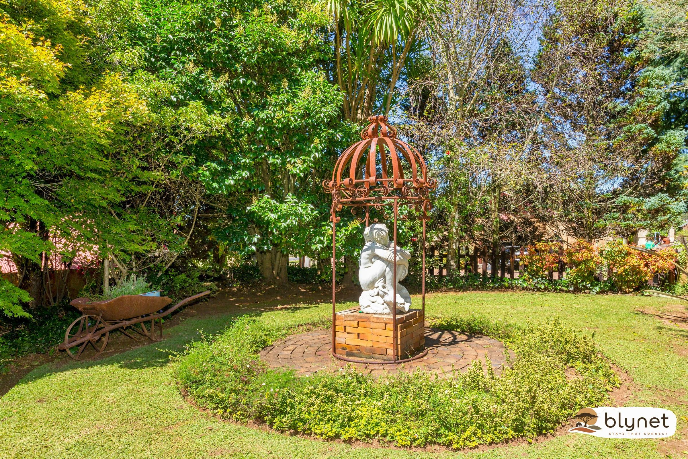 Fox Hill Guest House thumbnail 5