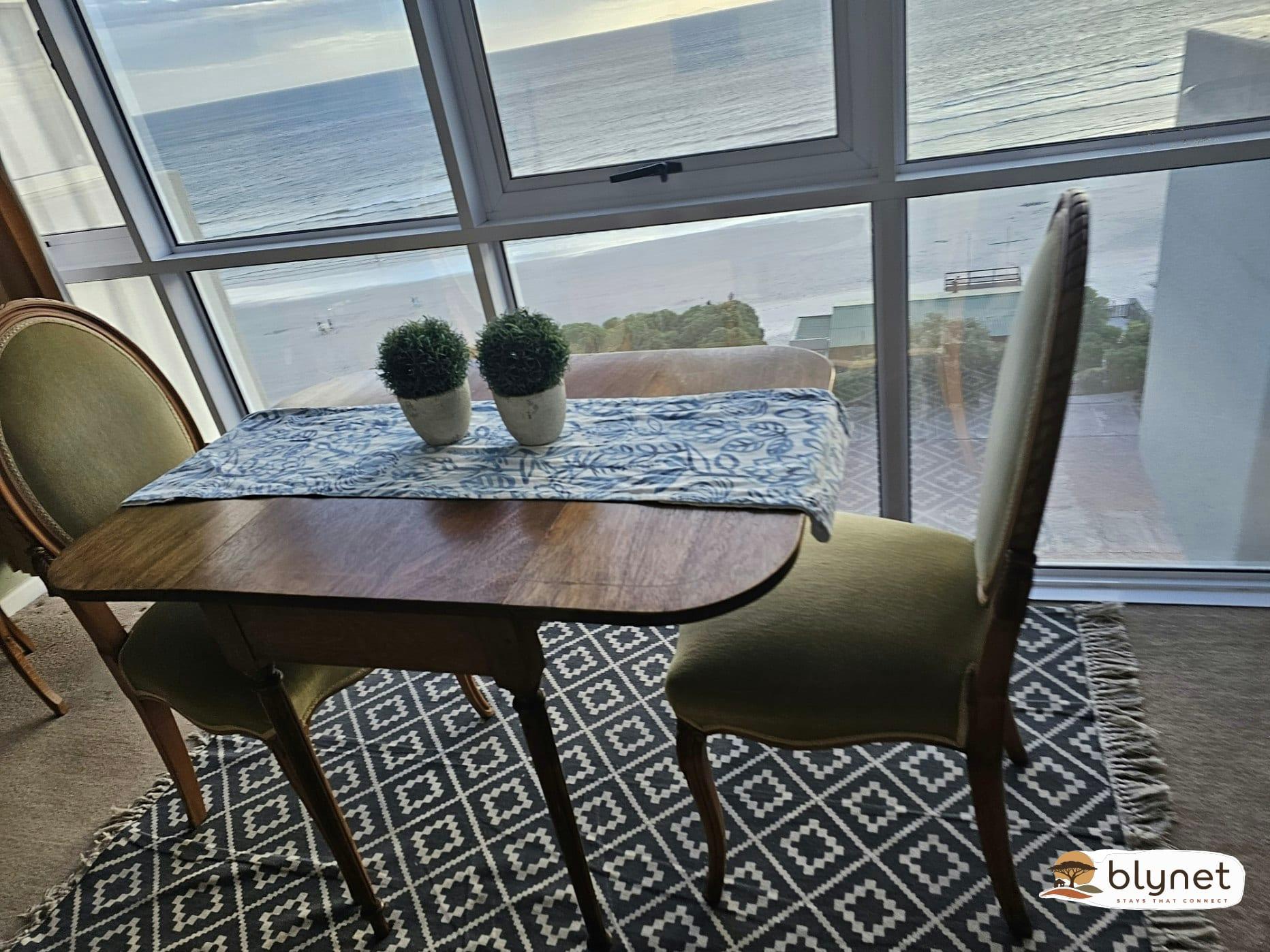 St Tropez 908 thumbnail 9