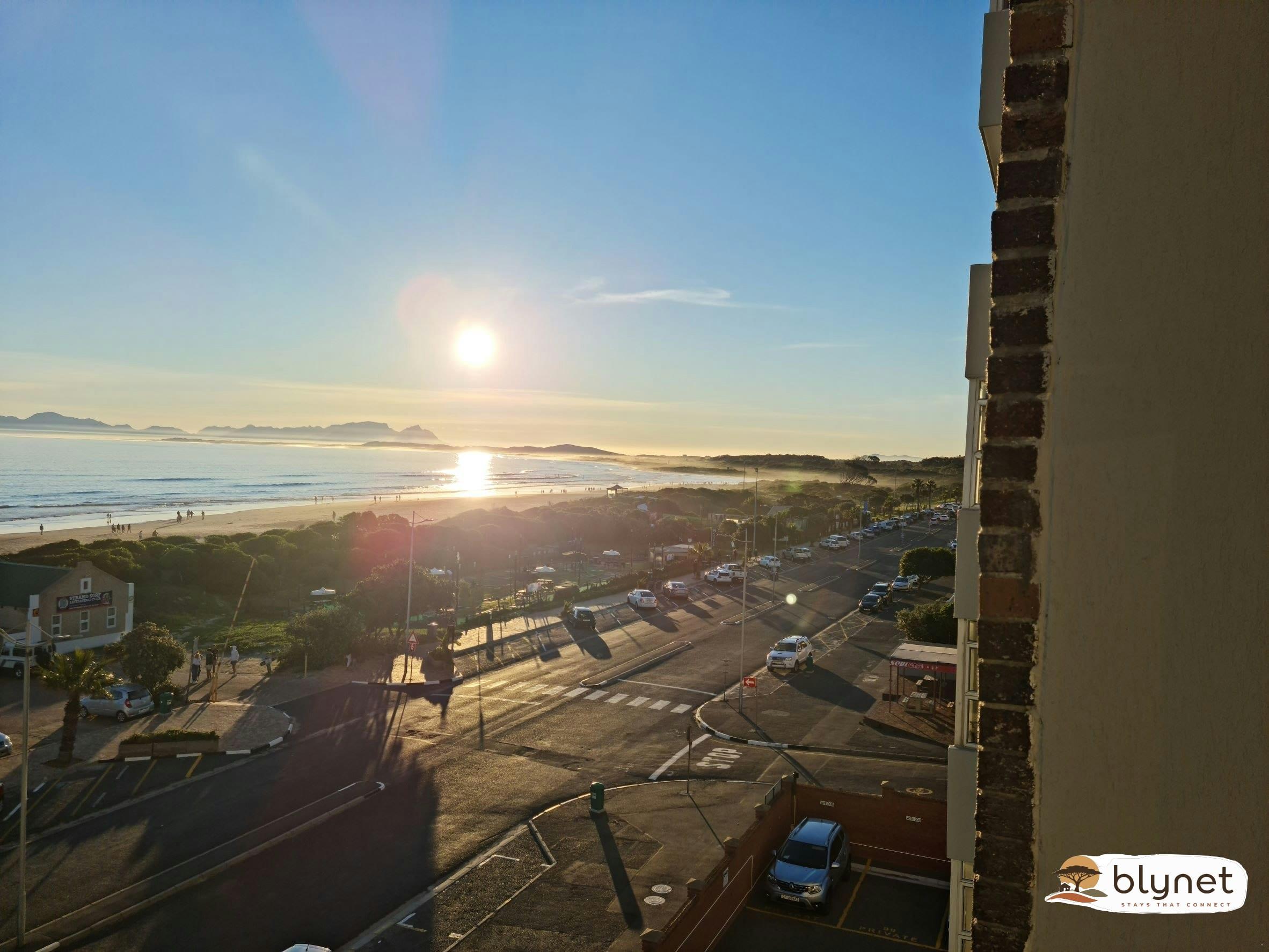 St Tropez 408 thumbnail 17