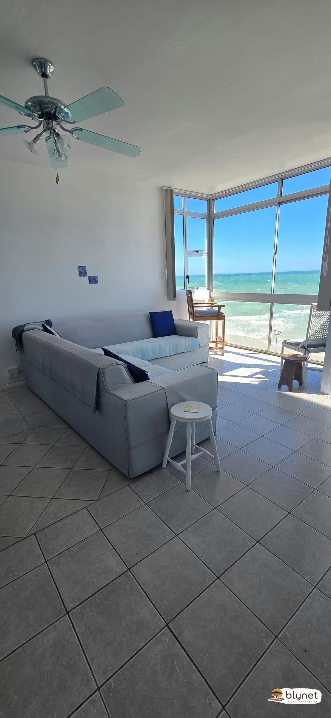 7th Floor Strand Beachfront Apartment thumbnail 3