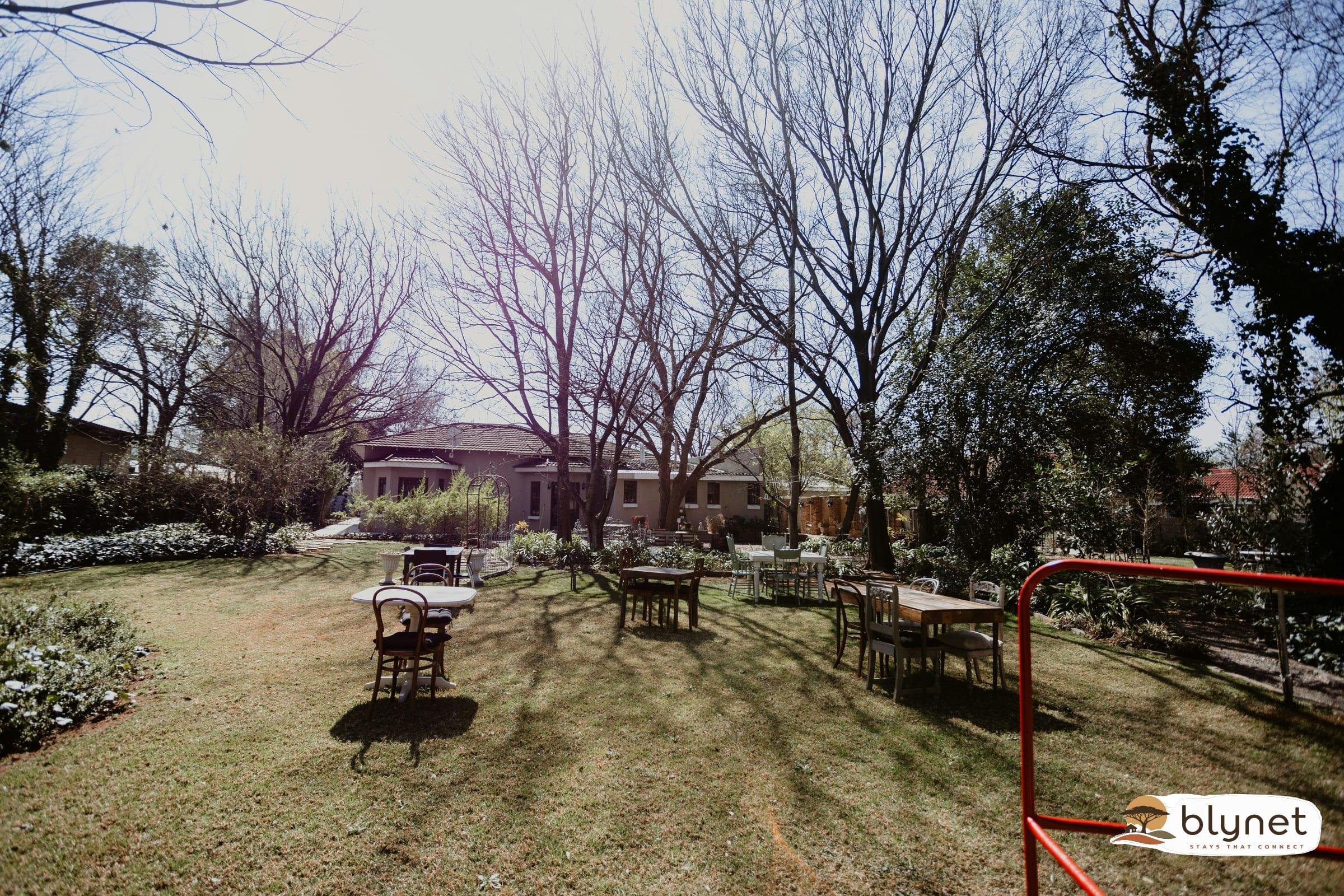 Tuis Guest House and Coffee Shop thumbnail 6