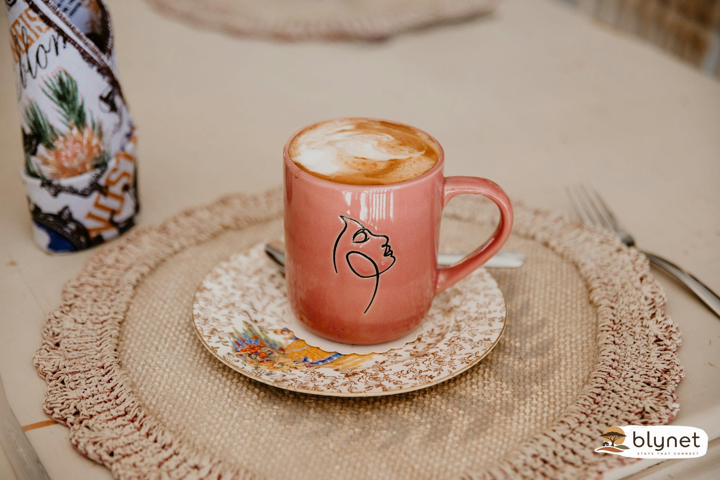 Tuis Guest House and Coffee Shop thumbnail 5