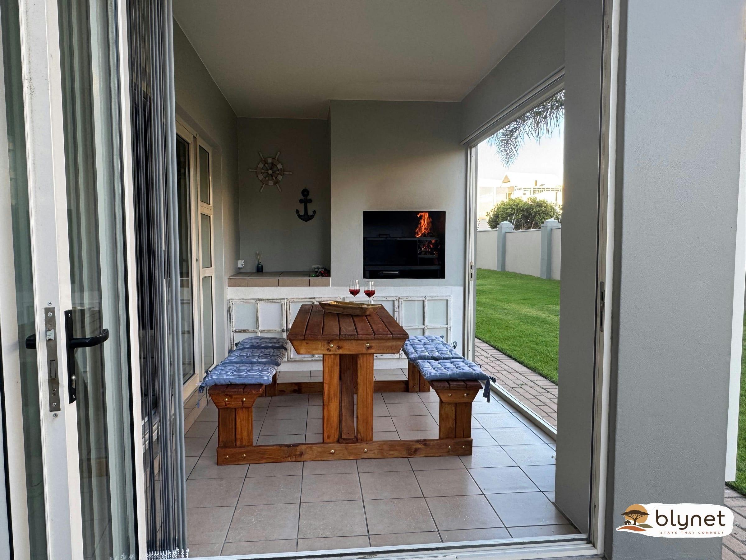 Estoril Villas 56 image 1