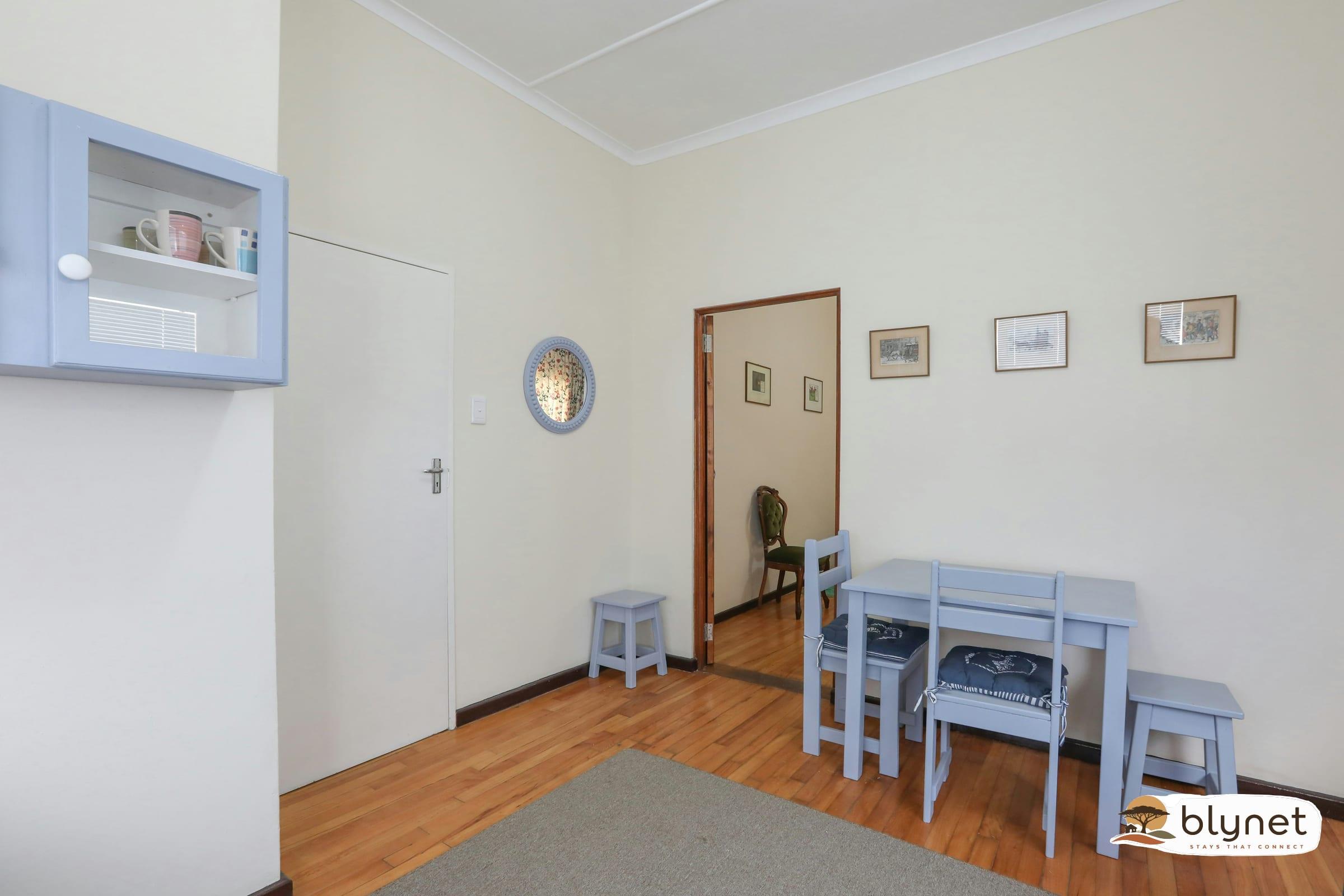 Green Olive Guesthouse - Cottage - Kingbed and sofa bed thumbnail 6