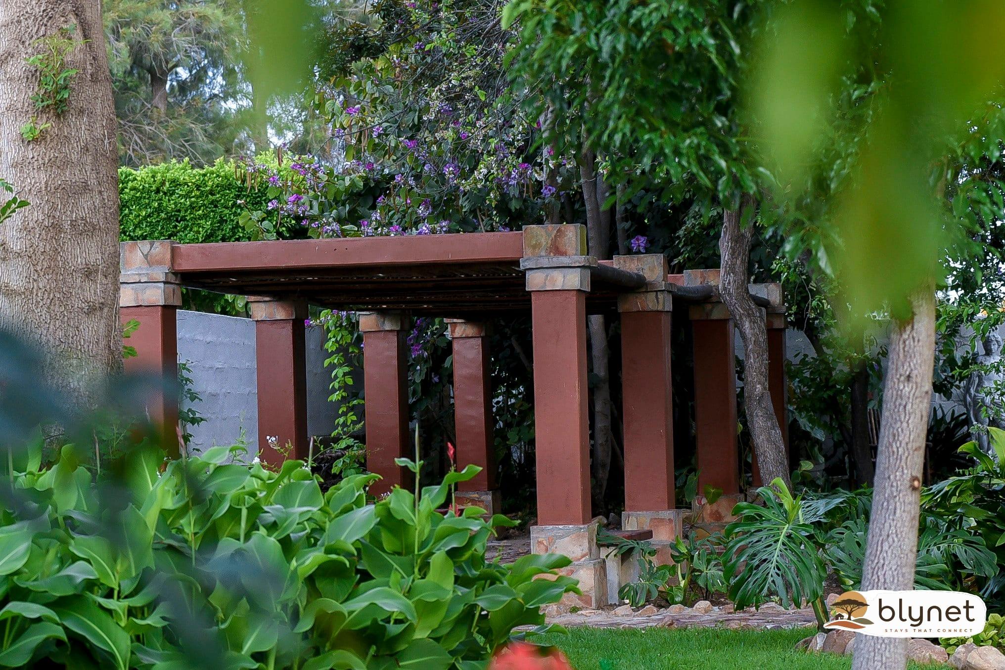 Green Olive Guesthouse - King Bed-en-suite - Aida thumbnail 13