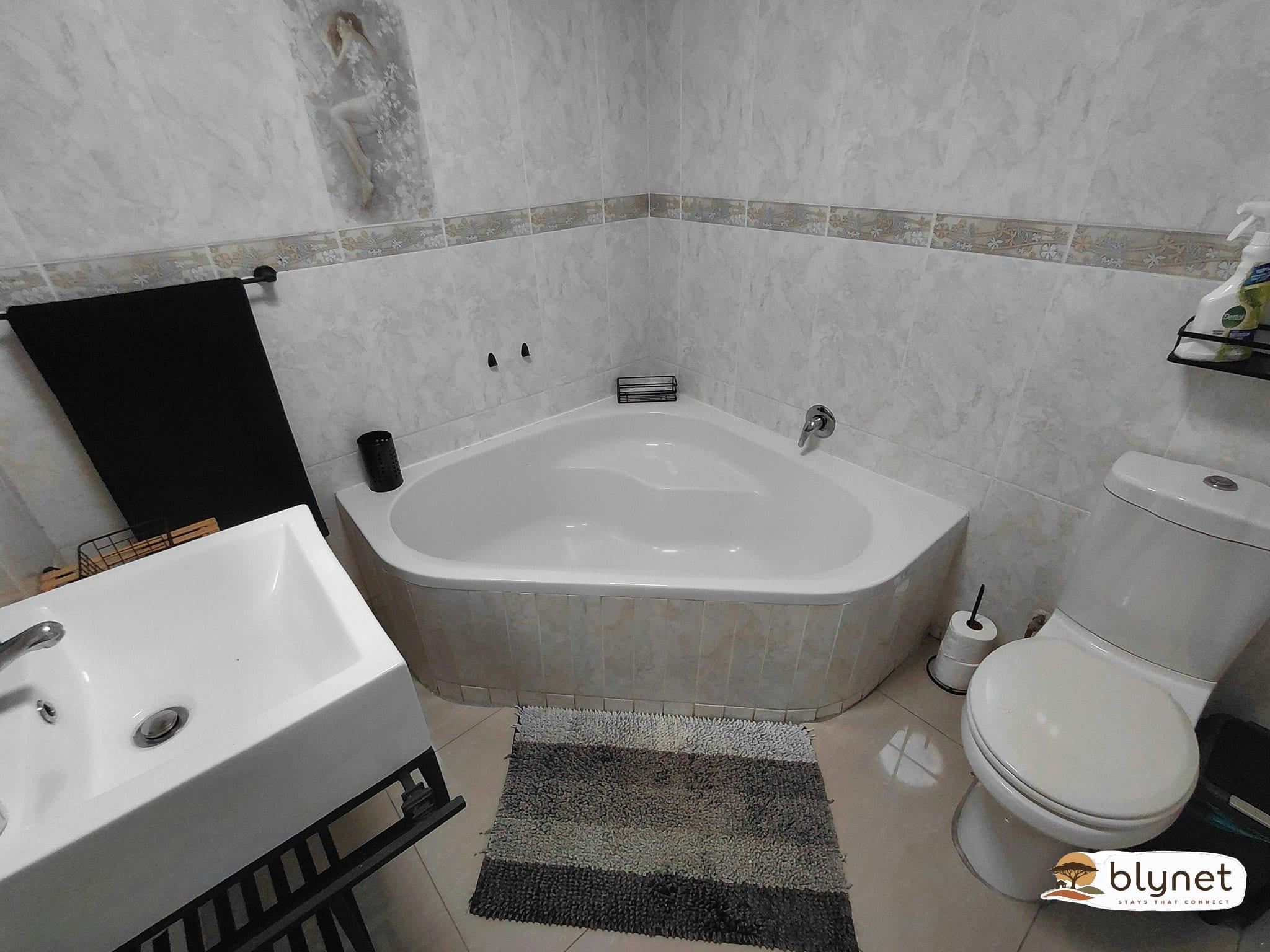 Sea Breeze Cottage thumbnail 9