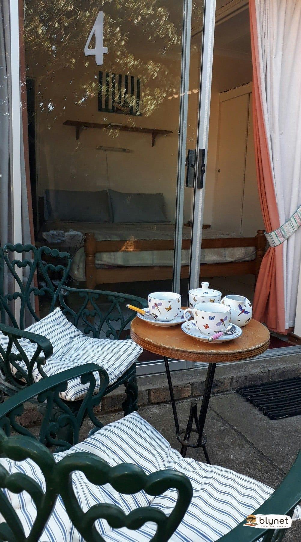 Mondu Guesthouse thumbnail 3