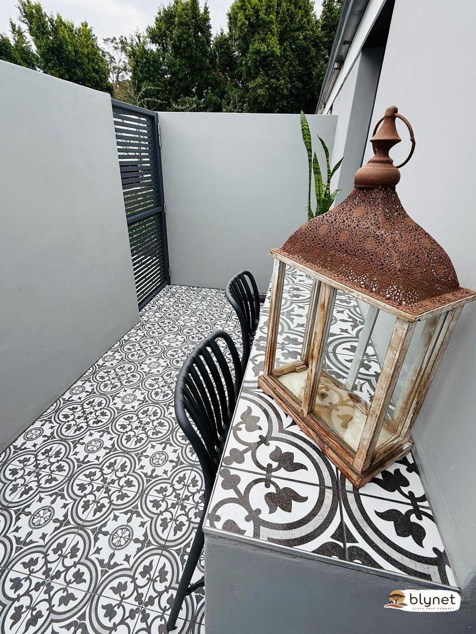 Durbanville self-catering apartments - Vygeboom Studio thumbnail 15
