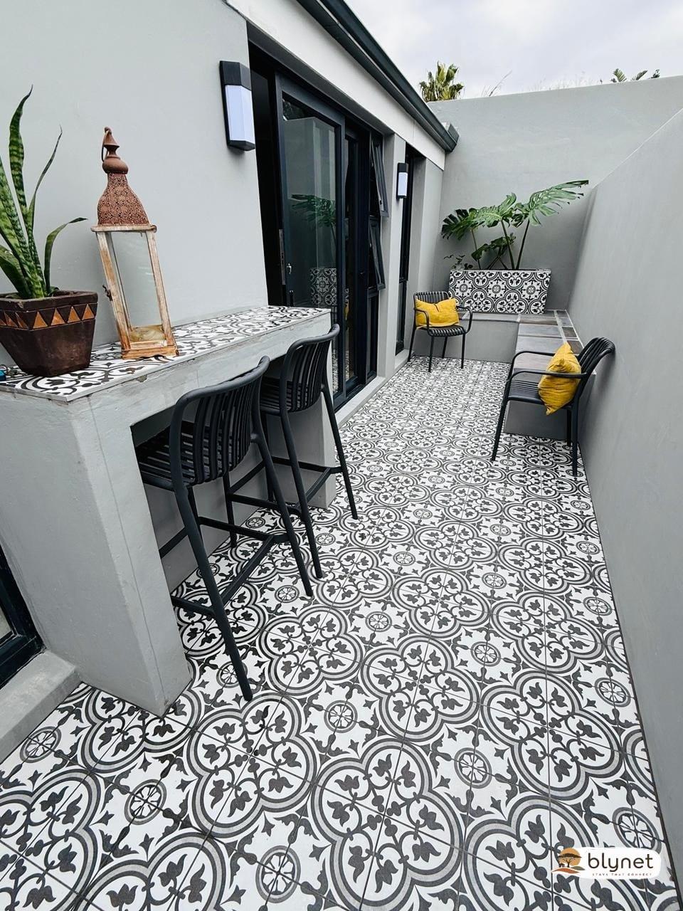 Durbanville self-catering apartments - Vygeboom Studio thumbnail 4