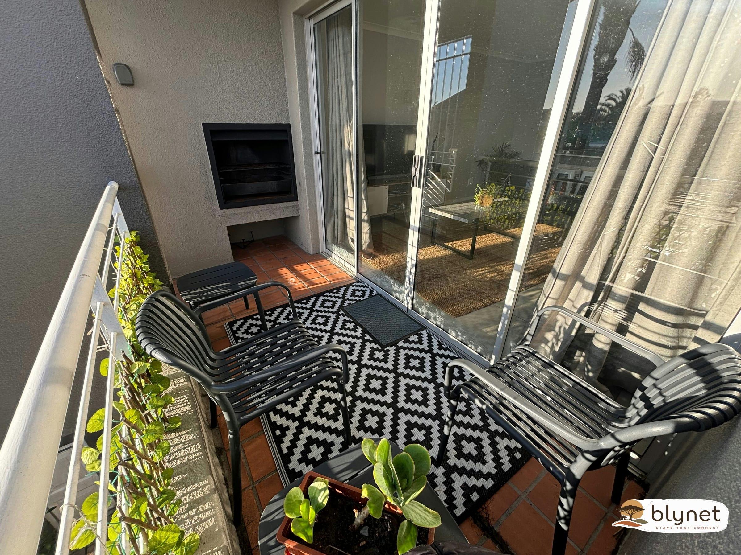 Durbanville self-catering apartments - 56 D'Urban Ridge thumbnail 4