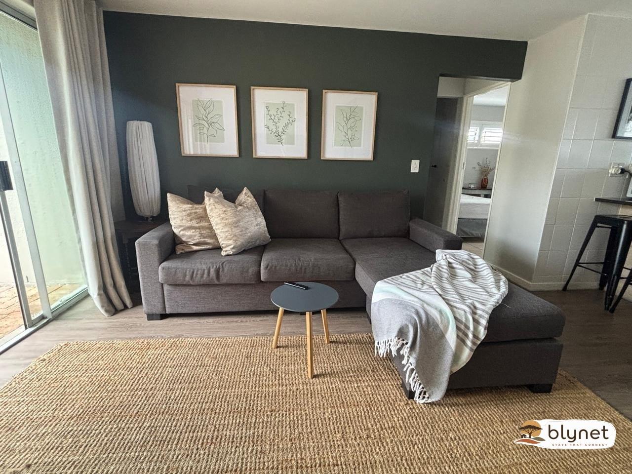 Durbanville self-catering apartments - 54 D'Urban Ridge thumbnail 2