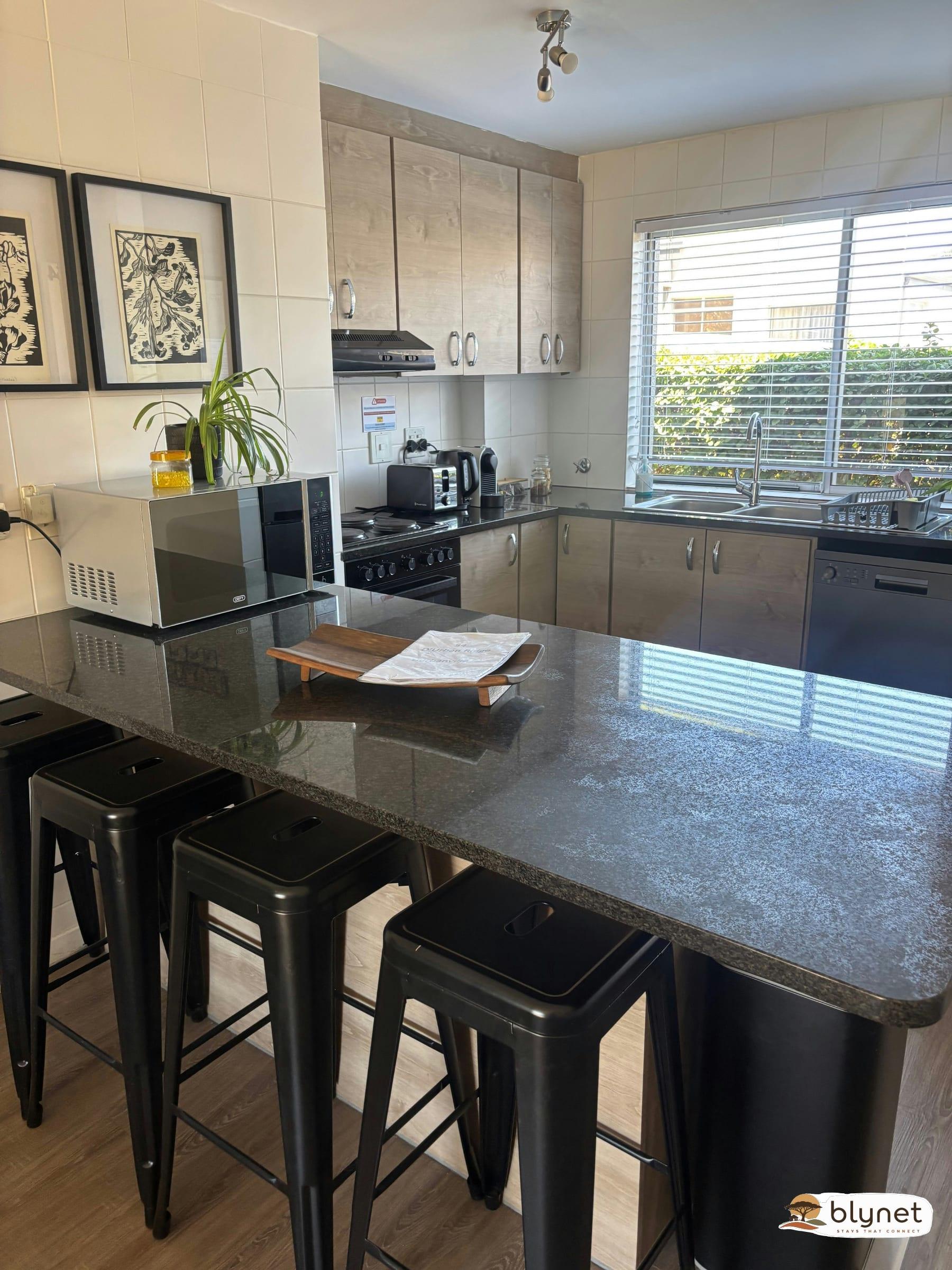 Durbanville self-catering apartments - 54 D'Urban Ridge thumbnail 3
