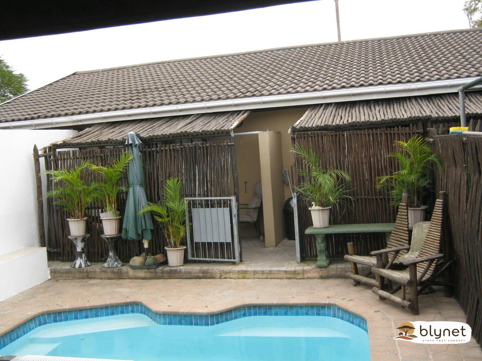 A Family and Friend's Guesthouse - Suite 1 thumbnail 18