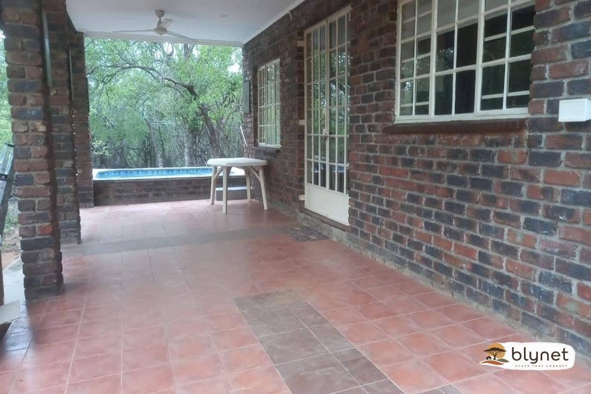 Bush Babies Cottage thumbnail 3