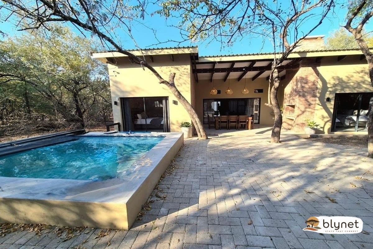 Warthog's Retreat thumbnail 2