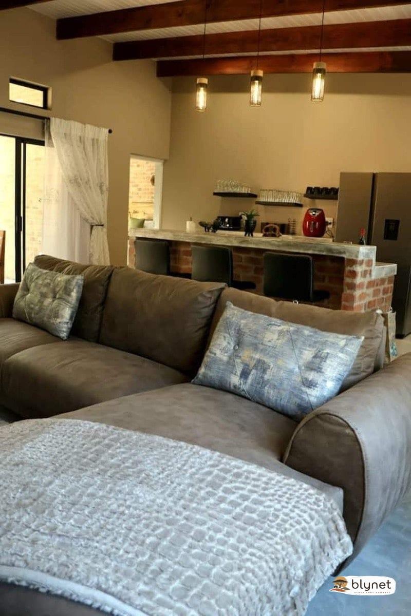 Warthog's Retreat thumbnail 18
