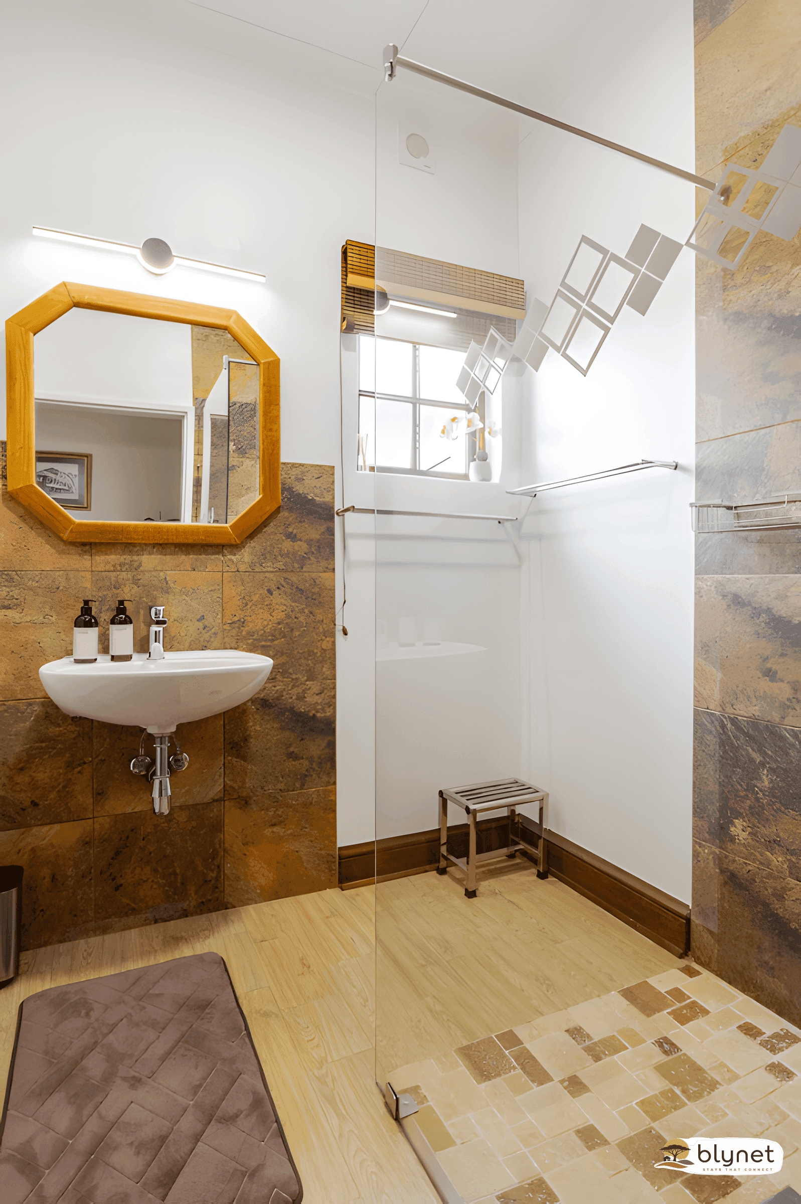 Amalfi Place - Room 2 thumbnail 29
