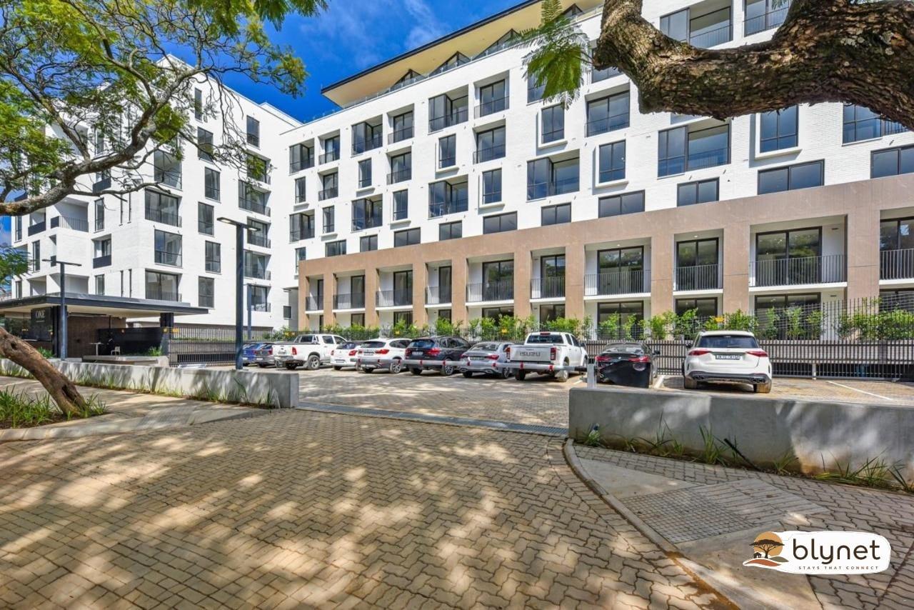 Modern One Rosebank Studio Apartment 456 thumbnail 12