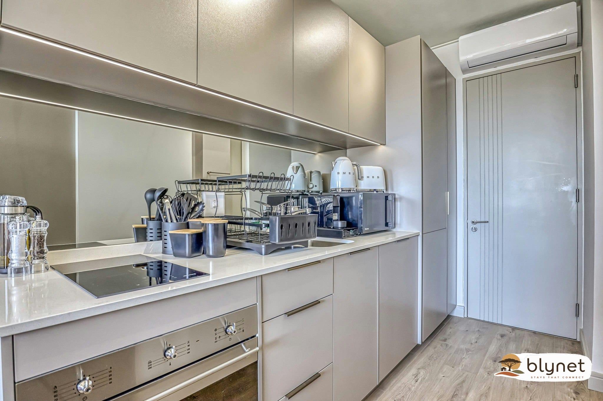 Modern One Rosebank Studio Apartment 456 thumbnail 23