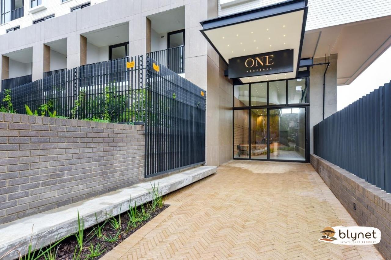 Modern One Rosebank Studio Apartment 456 thumbnail 4