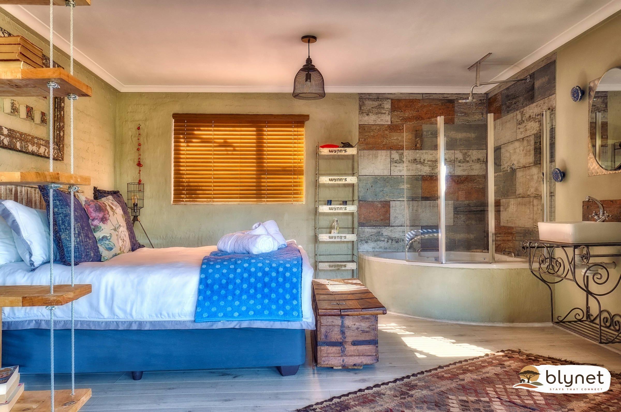 Golden View Luxury Self-Catering - Willow Rest House thumbnail 6