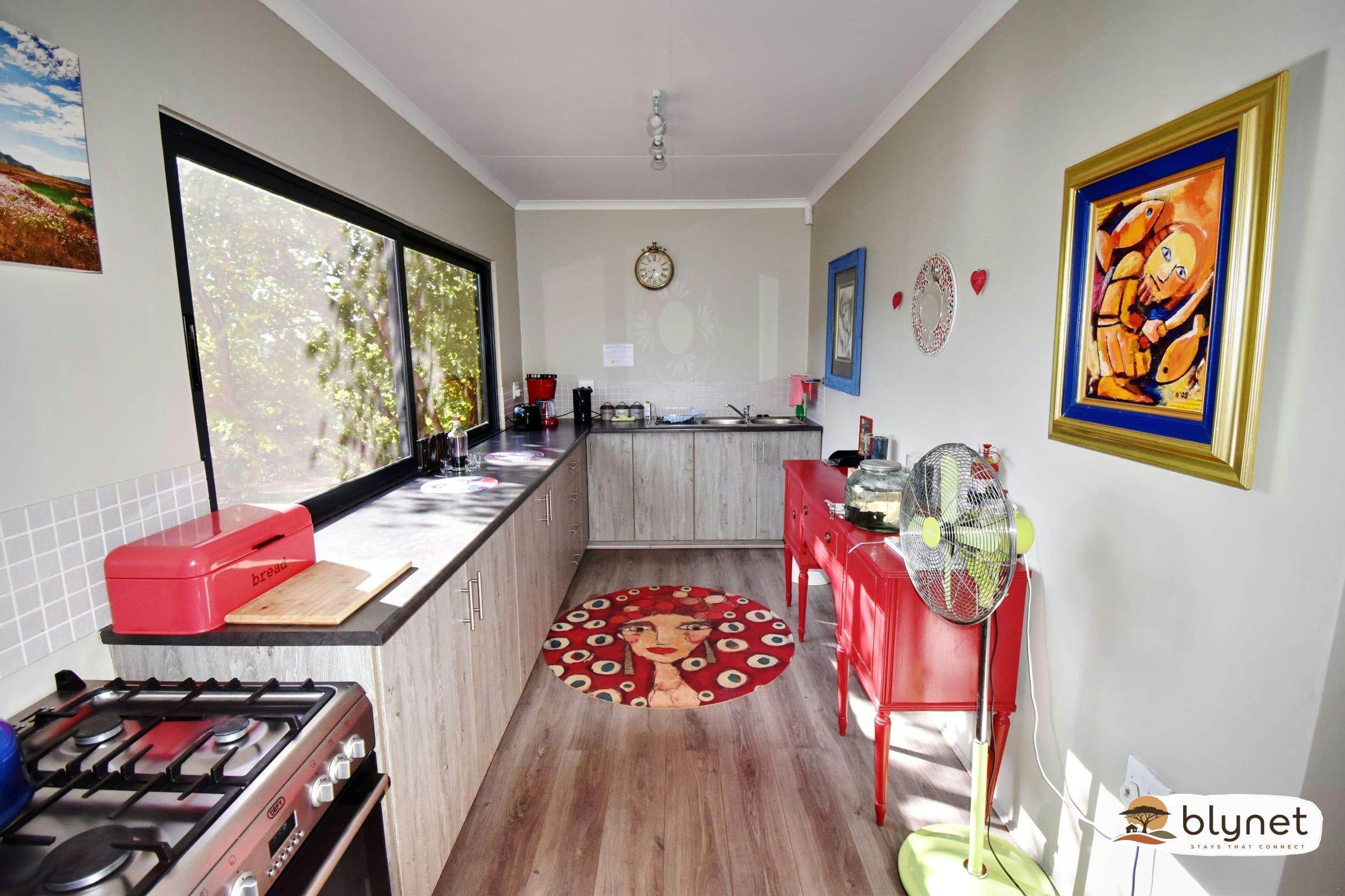 Golden View Luxury Self-Catering - Willow Rest House thumbnail 20