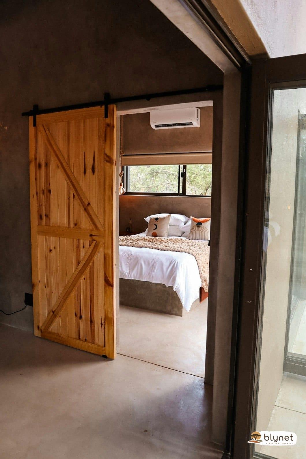 Shongololo Bush Villa thumbnail 7