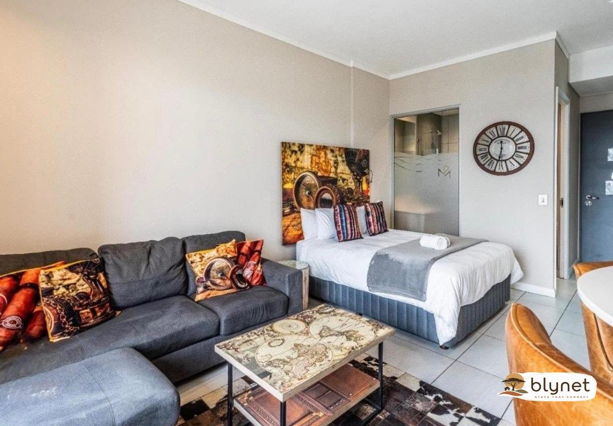 Menlyn Maine residences 812 image 1