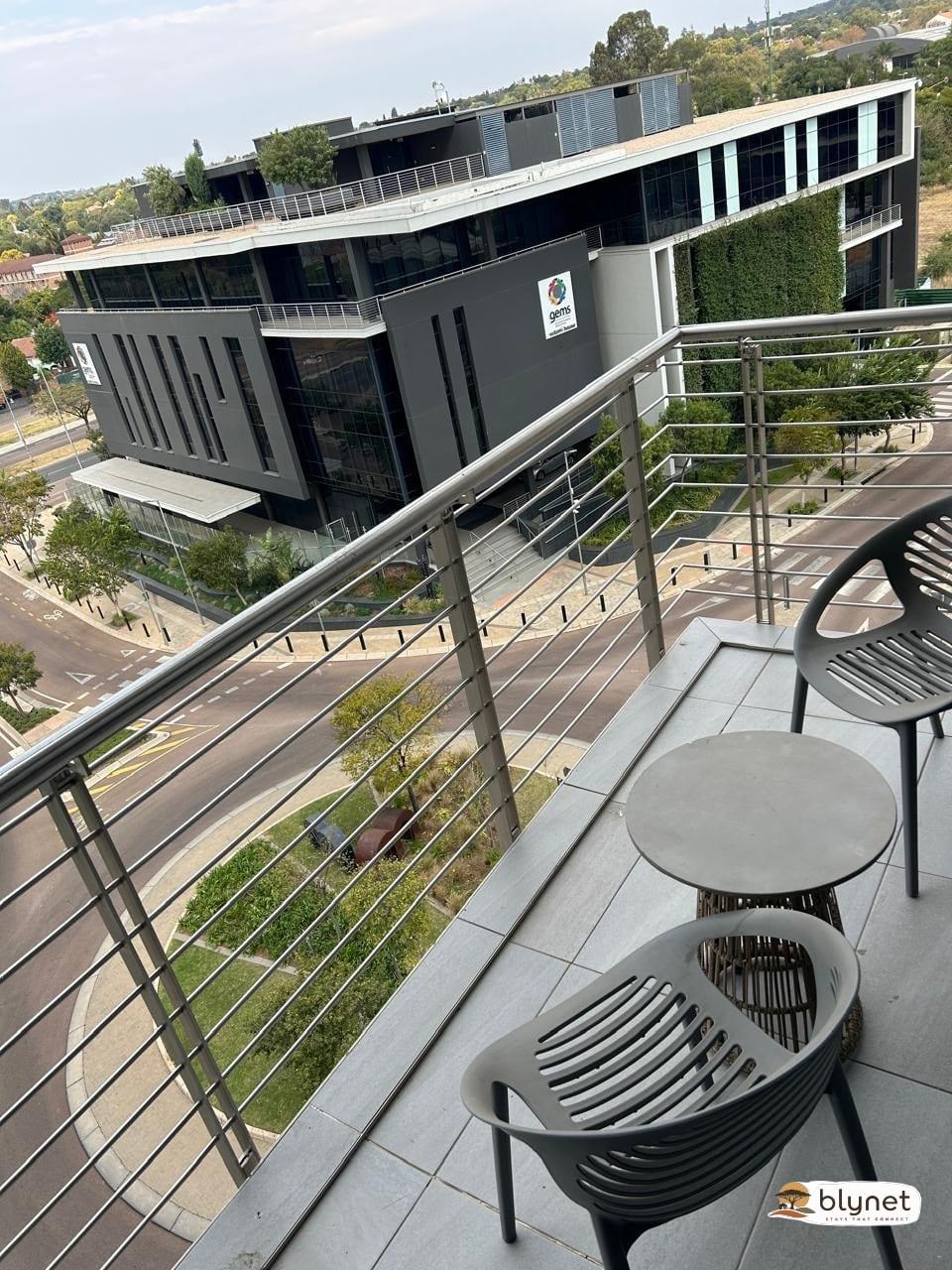 Menlyn Maine Residences 505 thumbnail 9