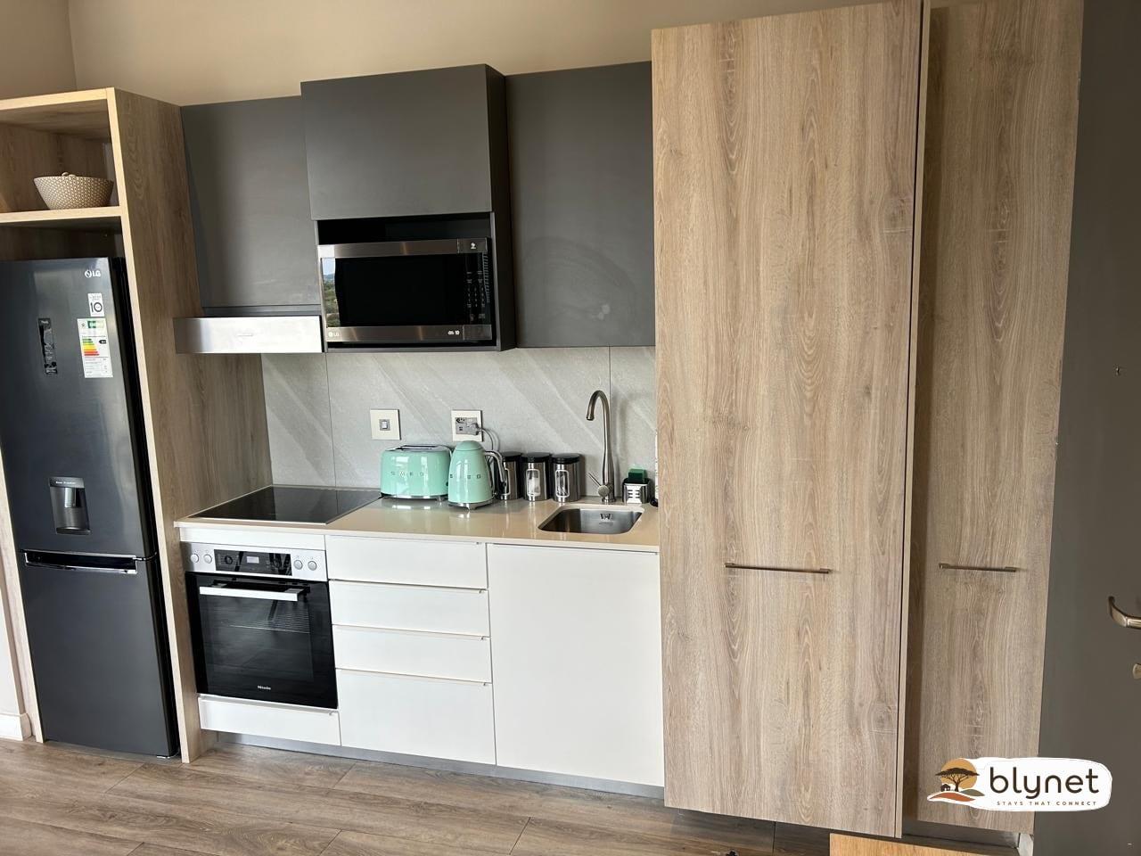 Menlyn Maine Residences 505 thumbnail 3