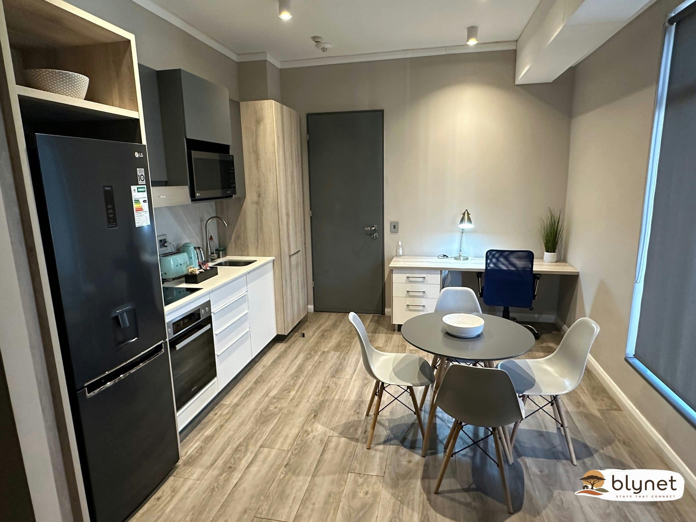 Menlyn Maine Residences 505 thumbnail 18