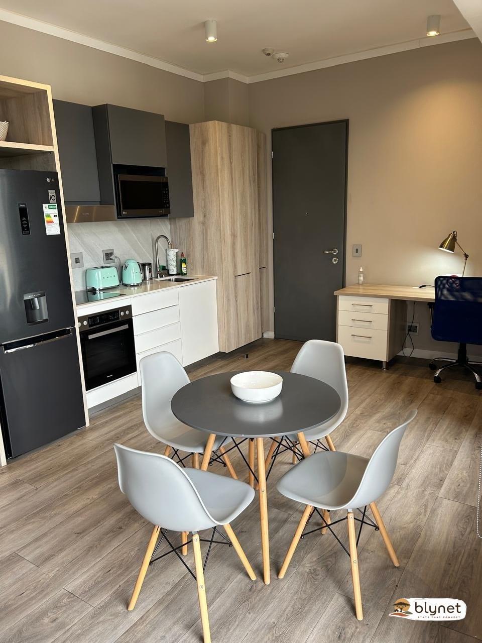 Menlyn Maine Residences 505 thumbnail 4