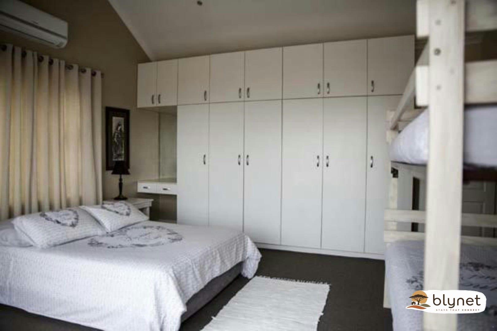 Twin Okes Self-catering Units thumbnail 19