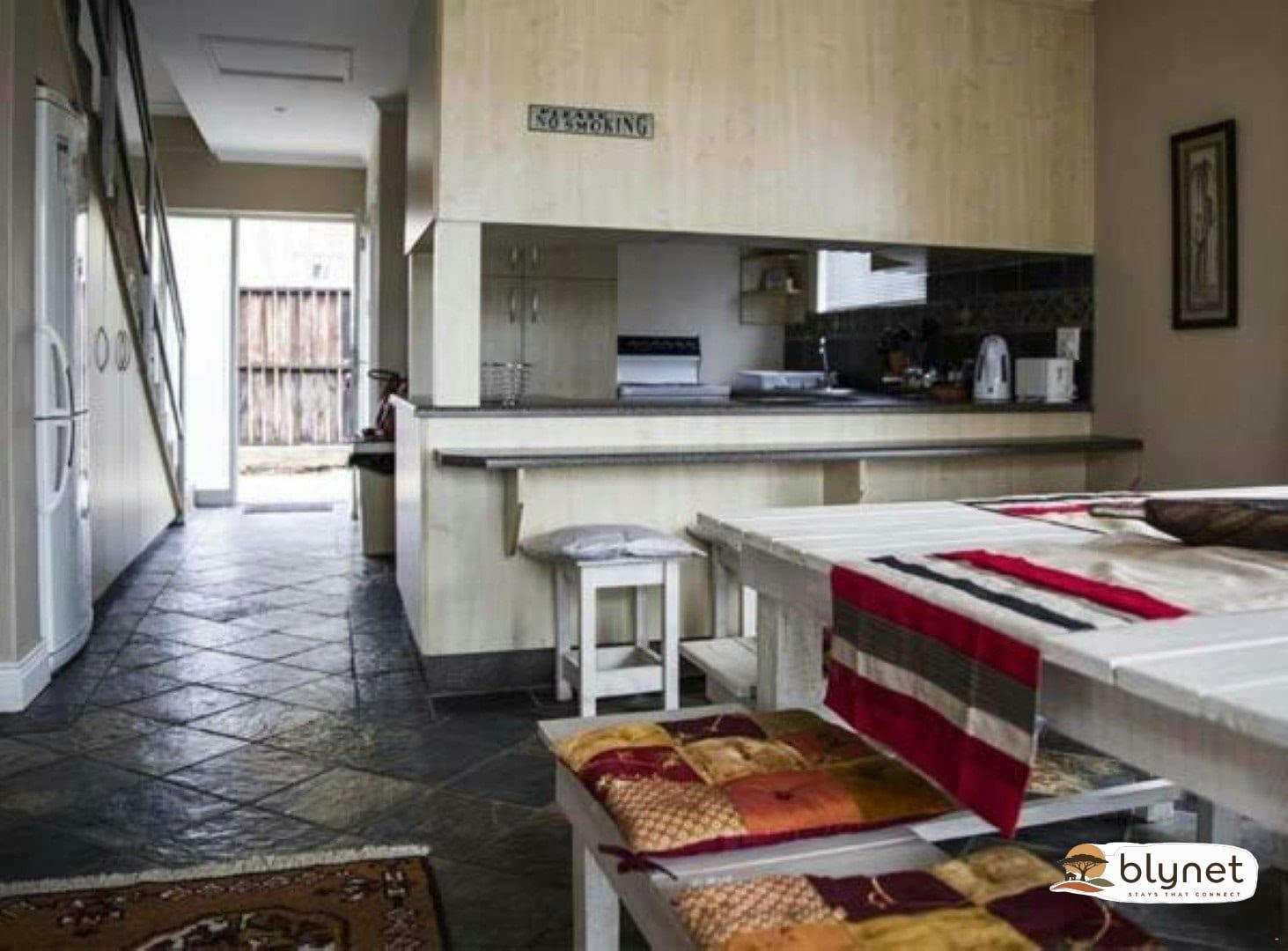 Twin Okes Self-catering Unit A thumbnail 4