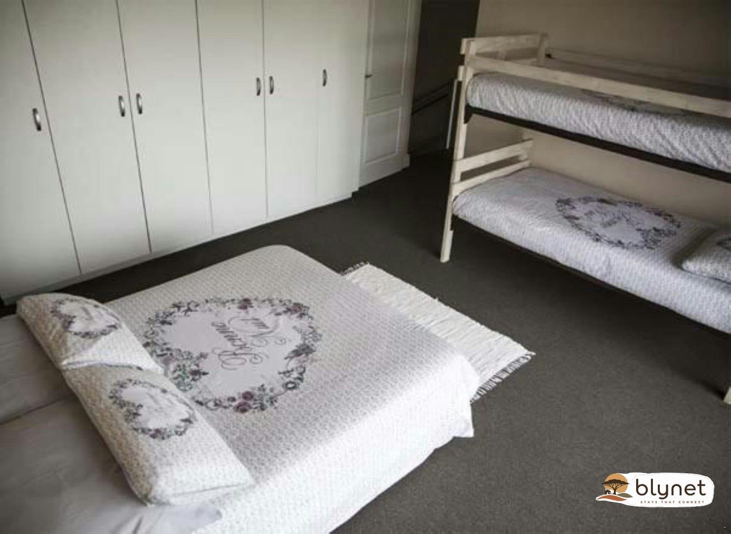 Twin Okes Self-catering Unit A thumbnail 18
