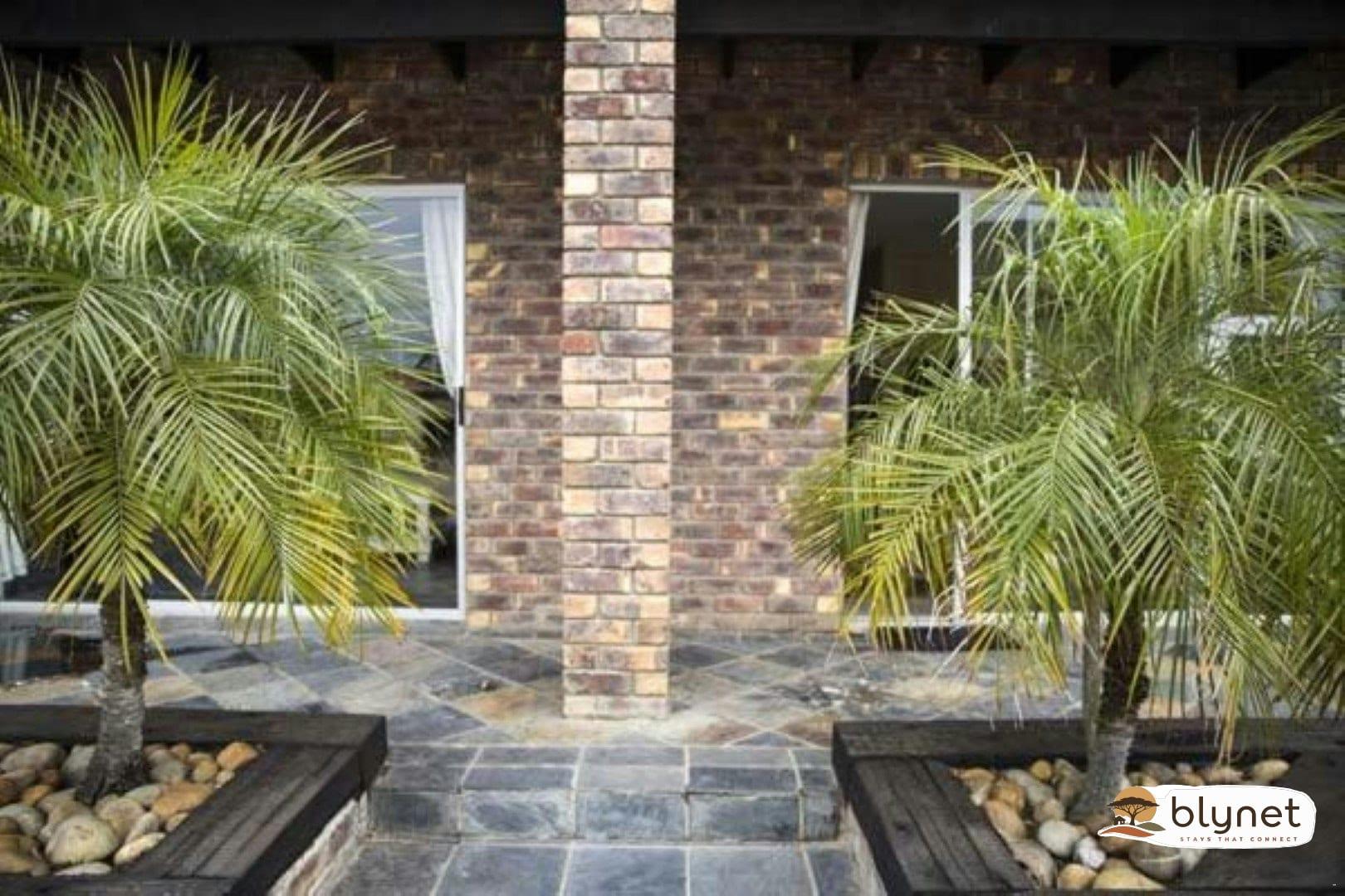 Twin Okes Self-catering Unit A thumbnail 3