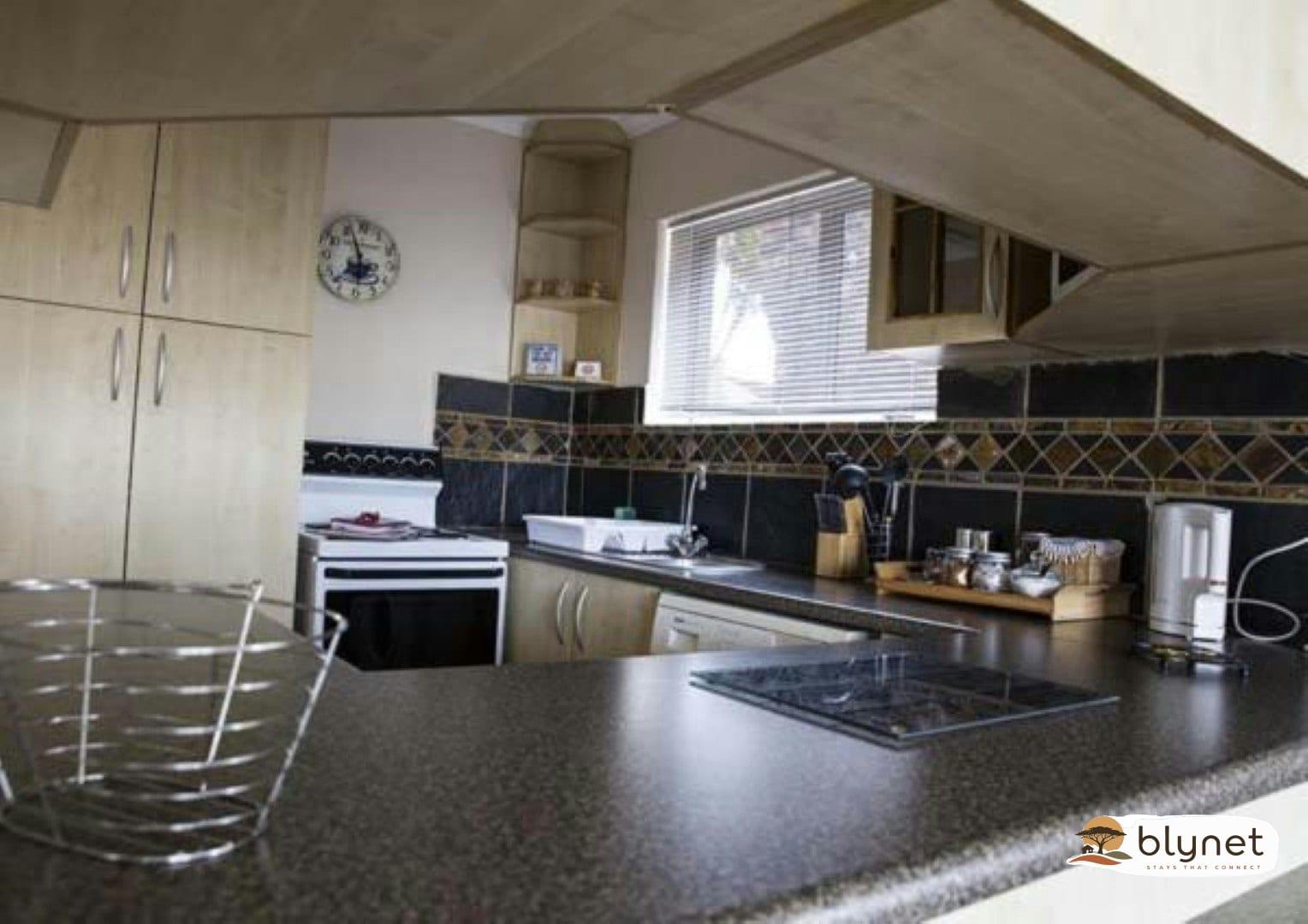 Twin Okes Self-catering Unit A thumbnail 8