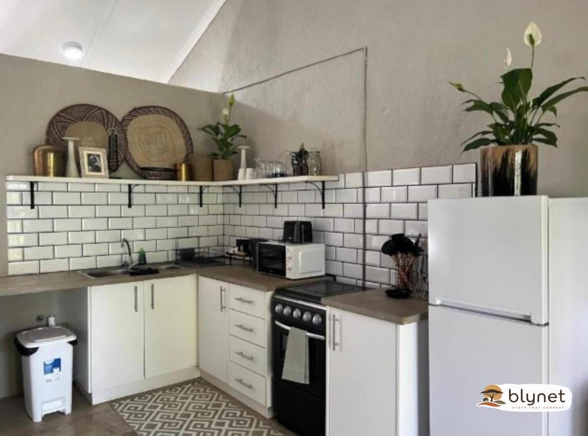 Fever Tree Self Catering Cottage 2 - Gemsbok image 1