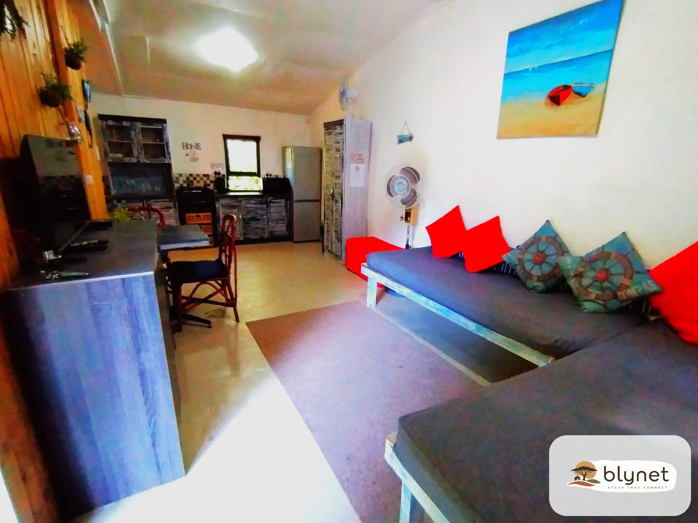Beachwood Cottage's thumbnail 15