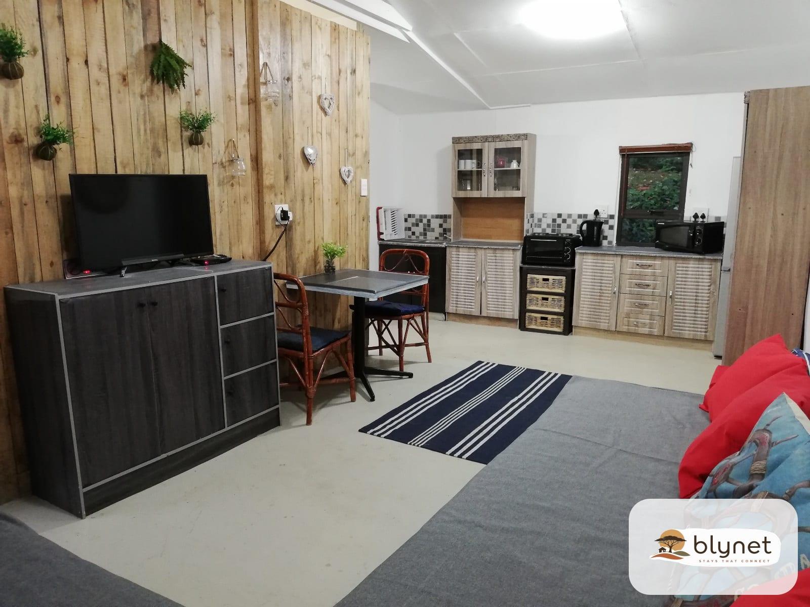 Beachwood Cottage's thumbnail 20